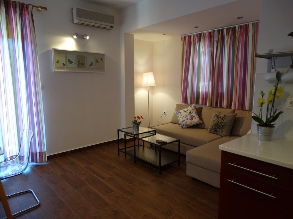 Dassia Beach Pension Exterior foto