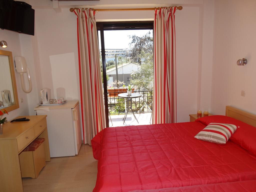 Dassia Beach Pension Quarto foto
