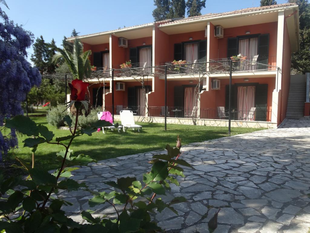 Dassia Beach Pension Exterior foto